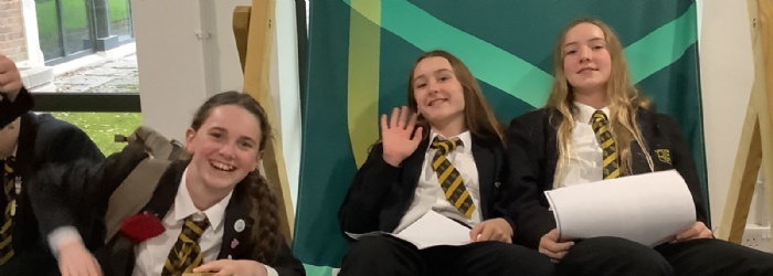 queen-elizabeth-s-students-make-themselves-at-home-at-the-university-of-exeter